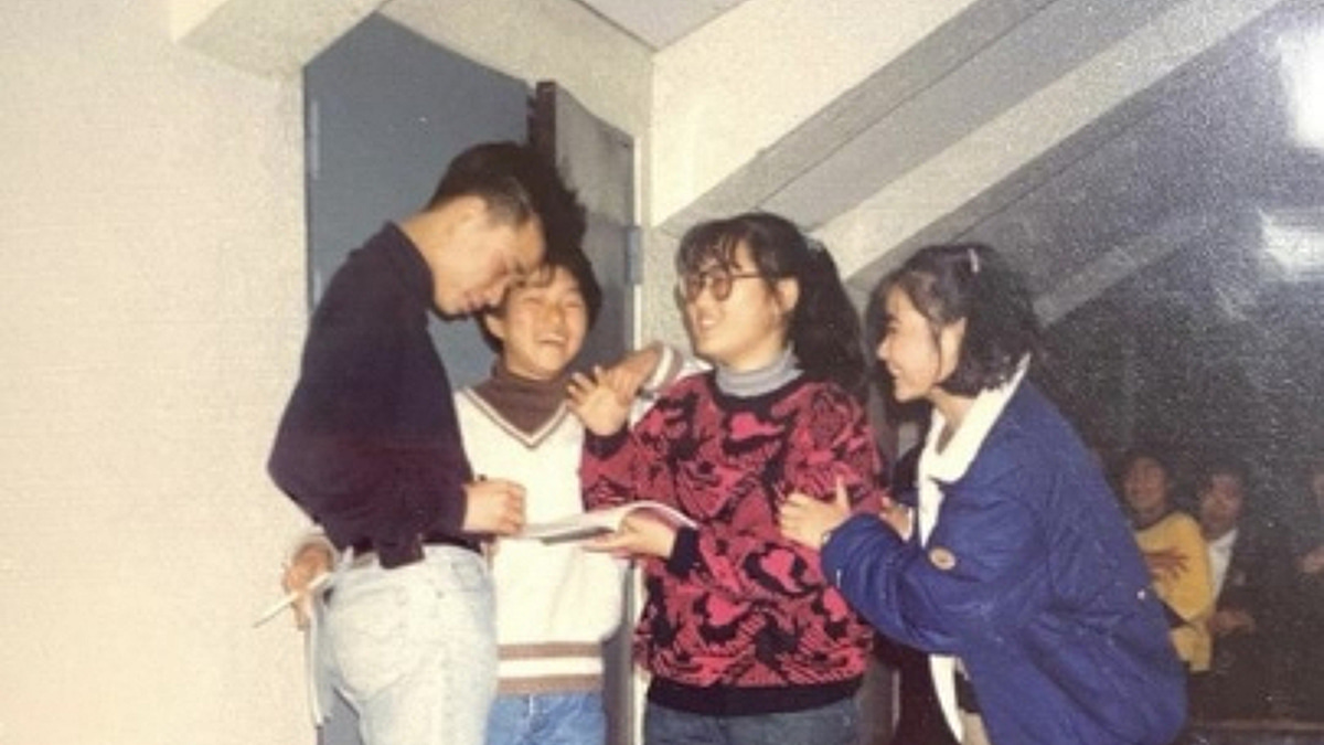 클론 시절 두 사람의 우정과 생일 축하 의미를 담은 자료