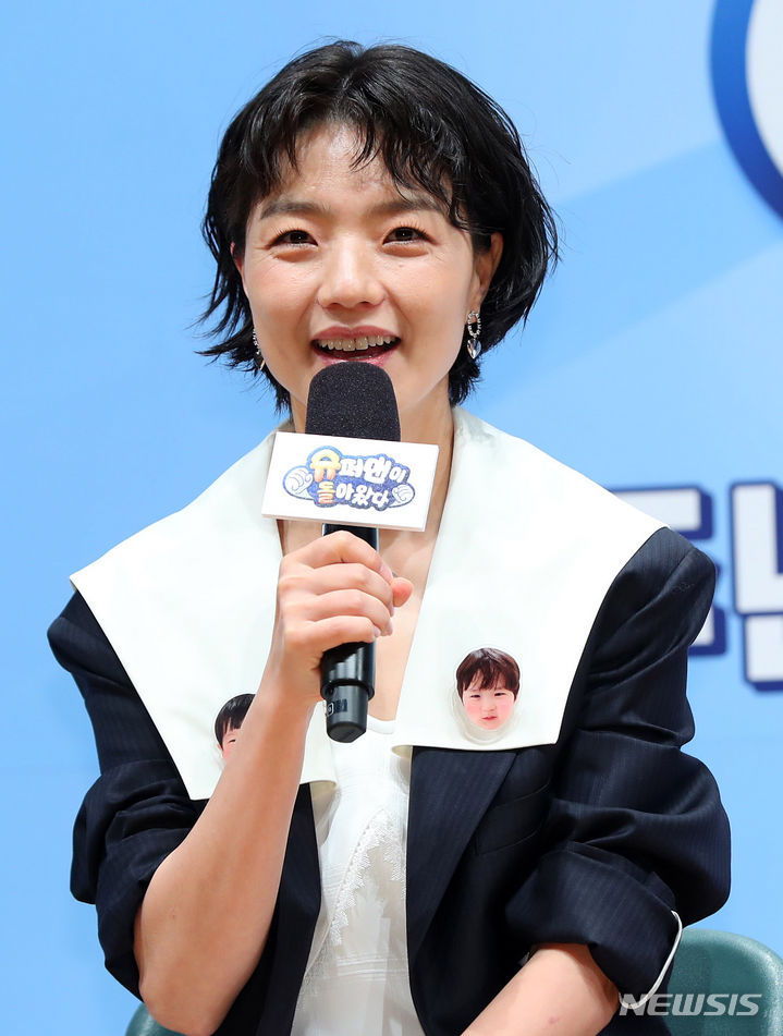 임신 6개월의 일반적인 주수 정보와 안영미 근황을 구분해 보는 이미지